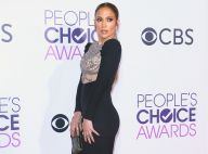 Jennifer Lopez : Sexy tout en courbes, elle passe un cap avec son chéri Drake