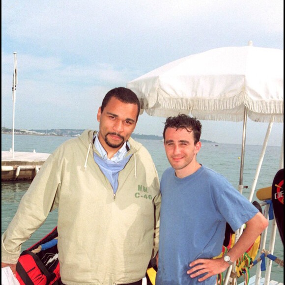 ELIE SEMOUN ET DIEUDONNE - PEOPLE A CANNES EN 1994 27/06/1994 - Cannes
