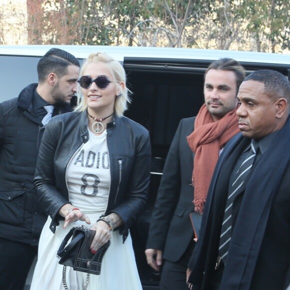 Paris Jackson - Arrivées au défilé de mode "Dior Homme", collection Hommes Automne-Hiver 2017/2018 au Grand Palais à Paris. Le 21 janvier 2017