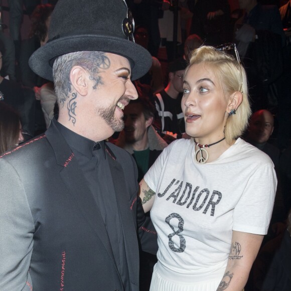 Boy George et Paris Jackson - Front Row au défilé de mode "Dior Homme", collection Hommes Automne-Hiver 2017/2018 au Grand Palais à Paris. Le 21 janvier 2017