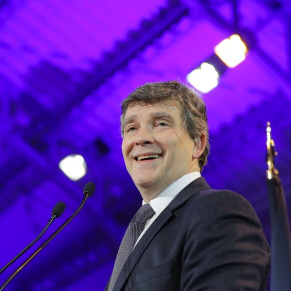 Arnaud Montebourg - Meeting de Arnaud Montebourg, candidat à la primaire du parti socialiste pour les élections présidentielles au Gymnase Jean Jaurès à Paris le 18 janvier 2017. © Stéphane Allaman/Bestimage