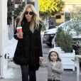 Exclusif - Rachel Zoe fait du shopping avec son mari Rodger Berman et ses enfants Skyler and Kaius chez Goop holiday pop-up à Los Angeles, Californie, Etats-Unis, le 3 décembre 2016.