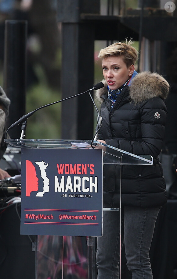 Scarlett Johanson lors de la ‘marche des femmes' contre Trump à Washington, le 21 janvier 2017. © Morgan Dessales/Bestimage