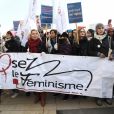 La «marche des femmes» contre le président Donald Trump a réunit au moins 2.000 personnes à Paris le 21 janvier 2017
