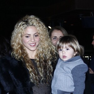Shakira et son fils Sasha - Gérard Piqué reçoit un prix lors de la 5ème édition du "Catalan football stars" à Barcelone, Espagne, le 28 novembre 2016.