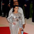 Kim Kardashian et son mari Kanye West (lentilles de contact bleues) à la Soirée Costume Institute Benefit Gala 2016 (Met Ball) sur le thème de "Manus x Machina" au Metropolitan Museum of Art à New York, le 2 mai 2016. © Charles Guerin/Bestimage