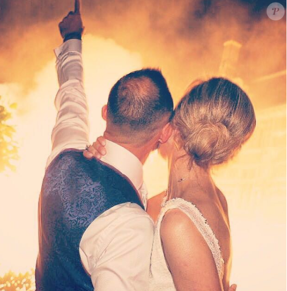 Thomas Buffel et Stéphanie De Buysser posent sur Instagram à l'occasion de leur mariage.