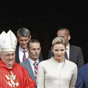 Le prince Albert II de Monaco et la princesse Charlene quittant la cathédrale de Monaco après la messe de la fête de sainte Dévote à Monaco, le 27 janvier 2017. © Jean-Charles Vinaj/Pool restreint Monaco/Bestimage