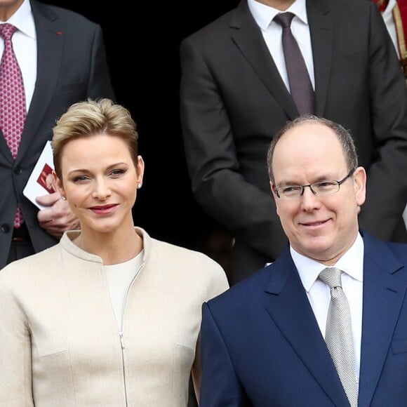 Le prince Albert II de Monaco et la princesse Charlene quittant la cathédrale de Monaco après la messe de la fête de sainte Dévote à Monaco, le 27 janvier 2017. © Jean-Charles Vinaj/Pool restreint Monaco/Bestimage