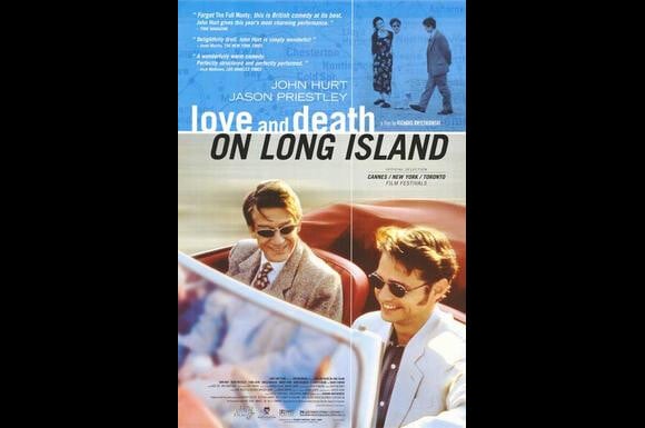Jason Priestley et John Hurt se donnaient la réplique dans Amour et mort à Long Island, en 1997.