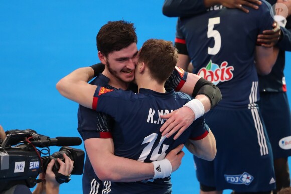 Ludovic Fabregas et Kentin Mahé lors du match de finale du mondial de handball, France - Norvège à l'AccorHotels Arena à Paris, France, le 29 janvier 2017. La France remporte le match 33-26. L'équipe de France décroche son 6ème titre mondial. © Cyril Moreau/Bestimage