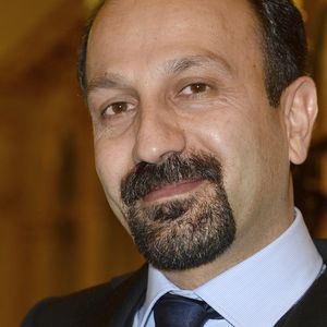 Asghar Farhadi - Le cinéaste Iranien, Asghar Farhadi décoré Officier de l'ordre des Arts et des Lettres au Ministre de la Culture à Paris le 27 février 2014.