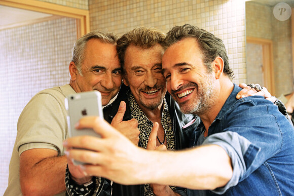 Antoine Duléry, Johnny Hallyday et Jean Dujardin sur la première image de Chacun sa vie