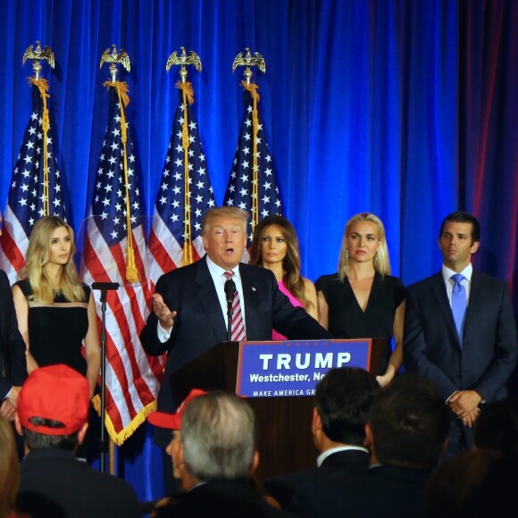 Ivanka Trump et son mari Jared Kushner, Melania Trump - Donald Trump s'adresse à ses supporters et aux médias pendant un meeting à Briarcliff Manor, NY on June 7, 2016. © Agence/Bestimage