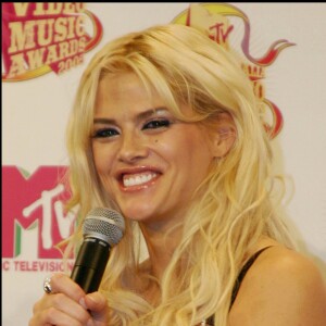 ANNA NICOLE SMITH - CONFERENCE DE PRESSE POUR LES MTVs AVMA A SYDNEY  Anna Nicole Smith at MTVs AVMA Press Conference 2005 at Four Seasons Hotel, The Rocks, Sydney, on Wednesday 2nd March 2005.02/03/2005 - Sydney