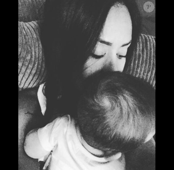Amel Bent pose avec sa fille Sofia sur Instagram, le 4 février 2017