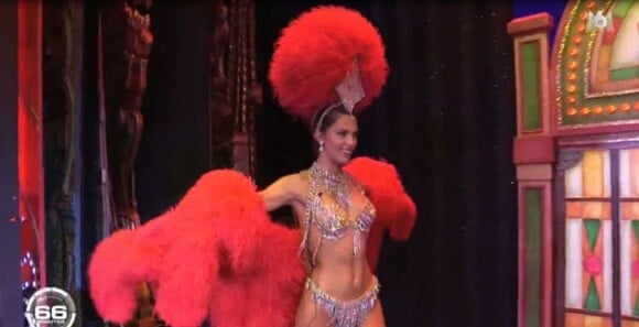 Iris Mittenaere défile dans son costume du Moulin-Rouge - "66 Minutes", dimanche 5 février 2017, M6