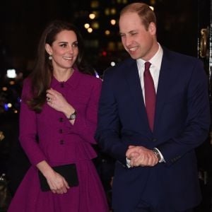 Le prince William et la duchesse Catherine de Cambridge avaient rendez-vous à Londres dans la soirée du 6 février 2017 avec des journalistes santé de la Guild of Health Writers à l'occasion d'une conférence sur le thème "L'épidémie d'anxiété", en lien avec l'action de leur campagne Heads Together en faveur de la santé mentale.