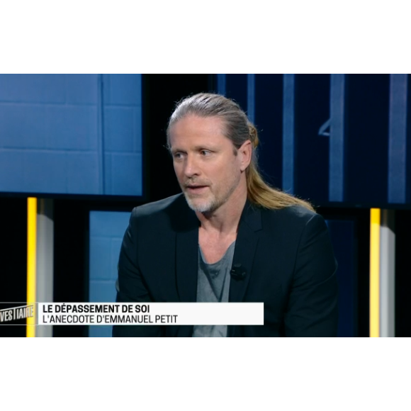 Emmanuel Petit dans l'émission "Le vestiaire" le 6 février 2017, sur SFR Sport.