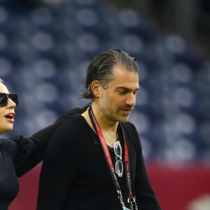 Lady Gaga et Christian Carino avant le show du Super Bowl LI à Houston, le 5 février 2017