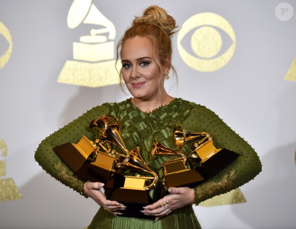 Adele à la 59ème soirée annuelle des Grammy Awards au Staples Center de Los Angeles, le 12 février 2017.