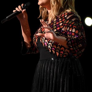 Adele à la 59ème soirée annuelle des Grammy Awards au Staples Center de Los Angeles, le 12 février 2017.