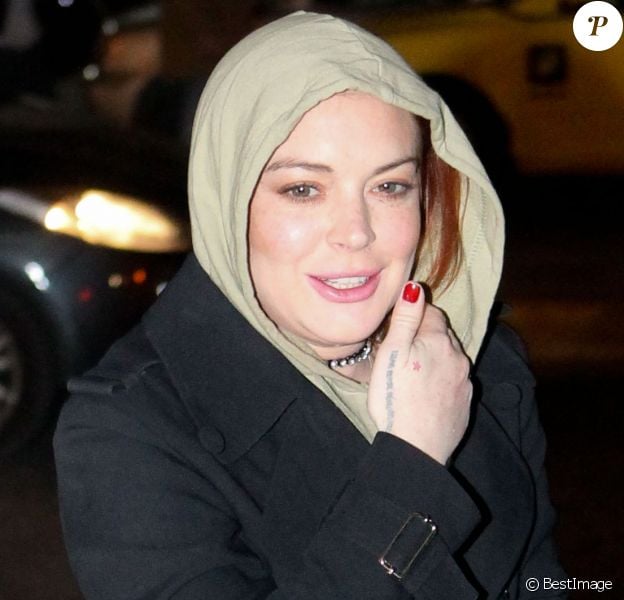 Lindsay Lohan : Pas encore convertie à l'islam, elle prône l'unité avec Trump - Purepeople