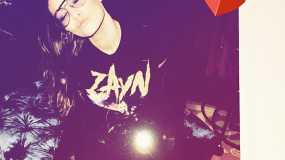 Gigi Hadid : Gros bouquet et selfie romantique pour la chérie de Zayn Malik