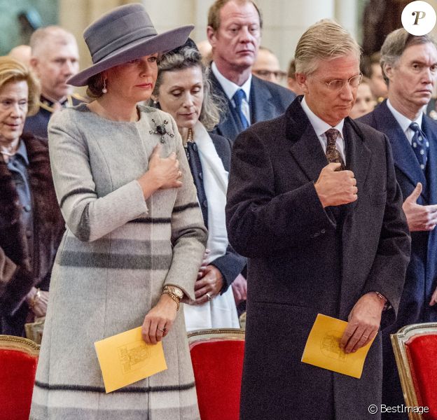 La reine Mathilde et le roi Philippe de Belgique - La famille royale de Belgique lors de la cérémonie de l'Eucharistie en mémoire des membres défunts de la famille royale à Bruxelles. Le 17 février 2017