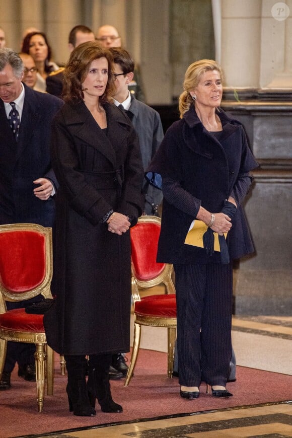 La princesse Maria-Esméralda de Belgique et la princesse Léa de Belgique - La famille royale de Belgique lors de la cérémonie de l'Eucharistie en mémoire des membres défunts de la famille royale à Bruxelles. Le 17 février 2017