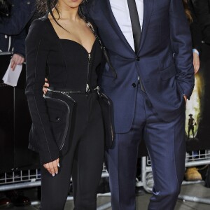 Robert Pattinson et sa compagne FKA Twigs à la première de "The Lost City of Z" à Londres, le 16 février 2017.