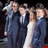 James Gray, Robert Pattinson, Sienna Miller et Charlie Hunnam à la première de "The Lost City of Z" à Londres, le 16 février 2017.
