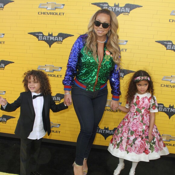 Mariah Carey et ses enfants Moroccan et Monroe à la première de ‘'The LEGO Batman Movie' au théâtre Regency Village à Westwood, le 4 février 2017  The Lego Batman Movie held at The Regency Village Theatre in Westwood, California on 2/4/17.04/02/2017 - Los Angeles