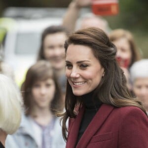 Kate Middleton, duchesse de Cambridge, en visite au Pays de Galles le 22 février 2017 pour son premier engagement en tant que marraine de l'association Action for Children, rôle qu'elle a hérité en décembre 2016 de la reine Elizabeth II.