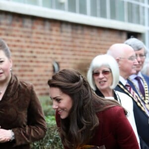 Kate Middleton, duchesse de Cambridge, arrive pour découvrir le programme MIST de l'association Action for Children, dont elle est la nouvelle marraine, le 22 février 2017 au Pays de Galles.