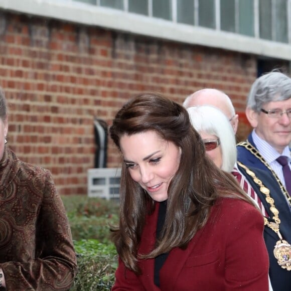 Kate Middleton, duchesse de Cambridge, arrive pour découvrir le programme MIST de l'association Action for Children, dont elle est la nouvelle marraine, le 22 février 2017 au Pays de Galles.