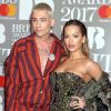 Kyle De'Volle et Rita Ora arrivant aux Brit Awards 2017 à Londres, le 22 février 2017.