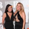Ellie Goulding et sa soeur lors des BRIT Awards, à O2 Arena, Londres, le 22 février 2017.
