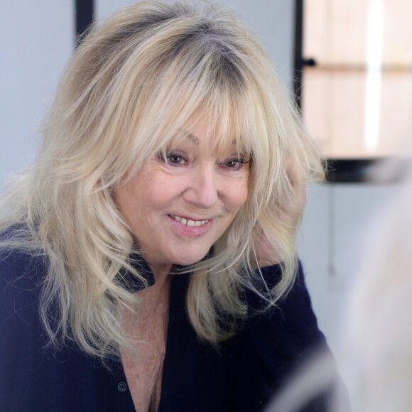 Exclusif - Mylène Demongeot sur le tournage du film "Sage femme" à Paris. Le 18 mai 2016 © Daniel Angeli / Bestimage