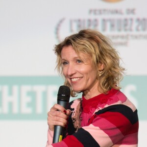 Exclusif - Alexandra Lamy lors de l'avant-première du film " L'Embarras du choix " à l'UGC De Brouckère à Bruxelles en Belgique le 27 février 2017.