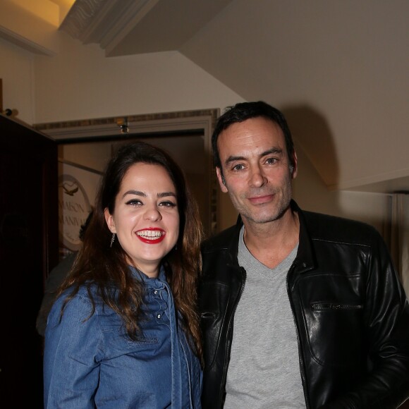 Anthony Delon offrira un blouson de sa collection pour la lauréate du César du meilleur espoir féminin à l'hôtel Napoléon à Paris le 22 février 2017. Anthony Delon était invité dans la suite cadeaux des pré-César à l'hôtel Napoléon, où il a croisé sa demi-soeur Anouchka Delon. Comme il va sortir une collection de blousons de cuir (Voir vendeurs pour infos) le 7 mars prochain, il profite de l'occasion pour offrir un modèle pour la soirée des César, le modèle "Pilote" en hommage aux pionnières de l'aviation, et en particulier, à l'aviatrice Amelia Earhart qu'il admire. Elle fut la première femme à traverser l'océan Atlantique en solitaire.. Sa collection est composée de neufs modèles inspirés du cinéma. © Dominique Jacovides / Bestimage