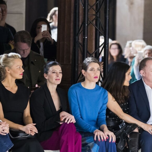 Natalia Vodianova, Marie-Agnès Gillot, Pamela Anderson, Salma Hayek, Charlotte Casiraghi et François-Henri Pinault au défilé de mode prêt-à-porter automne-hiver 2017/2018 "Stella McCartney" au Palais Garnier à Paris. Le 6 mars 2017. © Olivier Borde / Bestimage