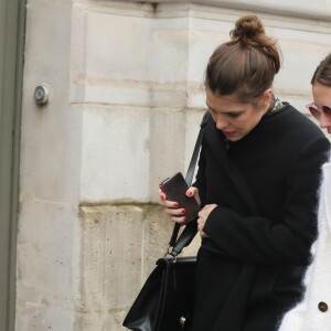 Charlotte Casiraghi et Juliette Dol à l'issue du défilé de mode prêt-à-porter automne-hiver 2017/2018 "Giambattsita Valli" à Paris. Le 6 mars 2017.