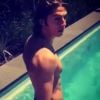Dylan de "Koh-Lanta Cambodge" à la piscine - Instagram, 2017