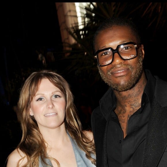 Djibril Cissé et sa femme Jude Littler - Soirée d'ouverture du 11e festival du film francophone à Athènes, le 15 avril 2010.
