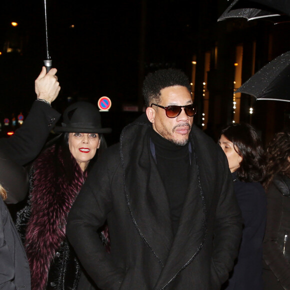 JoeyStarr à l'arrivée de la 11ème cérémonie des Globes de Cristal au Lido à Paris le 30 janvier 2017.