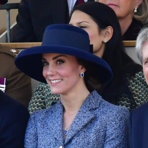 Le prince William, Kate Middleton, duchesse de Cambridge, Philip Hammond, Sophie, comtesse de Wessex, le prince Edward lors de l'inauguration le 9 mars 2017 à Londres d'un mémorial rendant hommage aux services rendus au péril de leur vie par les personnels de l'armée britannique et les civils de la Défense lors de la Guerre du Golfe et des conflits armés en Irak et en Afghanistan.