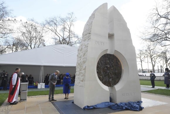 Inauguration d'un monument à la mémoire des forces armées et civiles qui ont servies pendant la guerre du golf et les conflits en Irak et Afghanistan à Londres le 9 mars 2017.