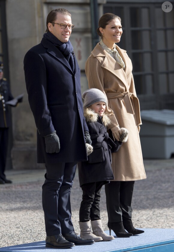Le prince Daniel de Suède, la princesse Estelle et la princesse Victoria - Céremonie en l'honneur de la princesse Victoria de Suède le jour de la Sainte Victoria au palais Royal à Stockholm le 12 mars 2017.