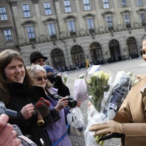 La princesse Victoria de Suède a célébré en famille, avec son mari Daniel et leurs enfants Estelle et Oscar, et en public le 12 mars 2017 la sainte Victoria, dans la cour intérieure du palais Drottningholm, à Stockholm.